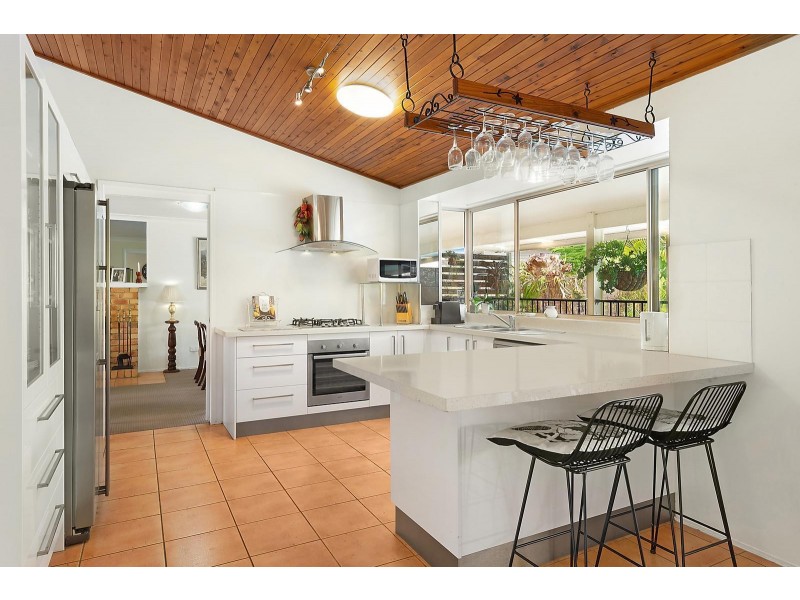 38 Wallaby Drive, Mudgeeraba QLD 4213