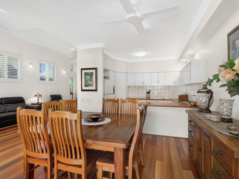 38/2 Bronberg Court, Southport QLD 4215