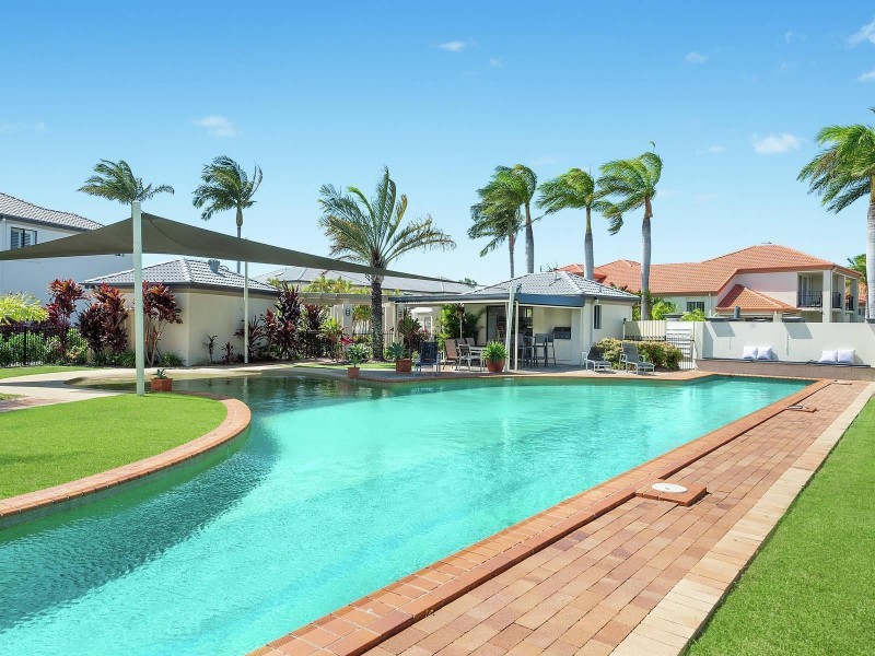 38/2 Bronberg Court, Southport QLD 4215