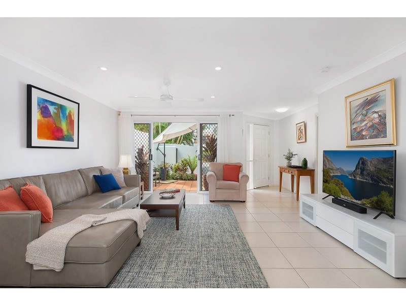 21/100 Cotlew Street East, Southport QLD 4215