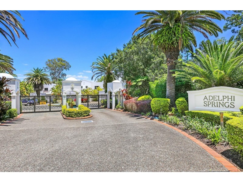 21/100 Cotlew Street East, Southport QLD 4215