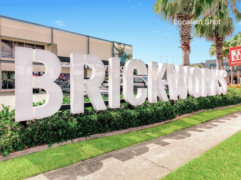 21/100 Cotlew Street East, Southport QLD 4215