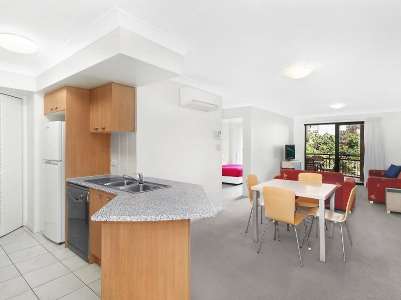 221/392 Marine Parade, Southport QLD 4215