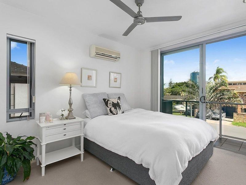 5/43 Anembo Street, Surfers Paradise QLD 4217