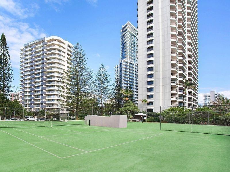 102/5 Enderley Avenue, Surfers Paradise QLD 4217