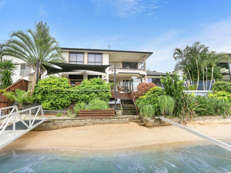 19 Sarasota Key, Broadbeach Waters QLD 4218