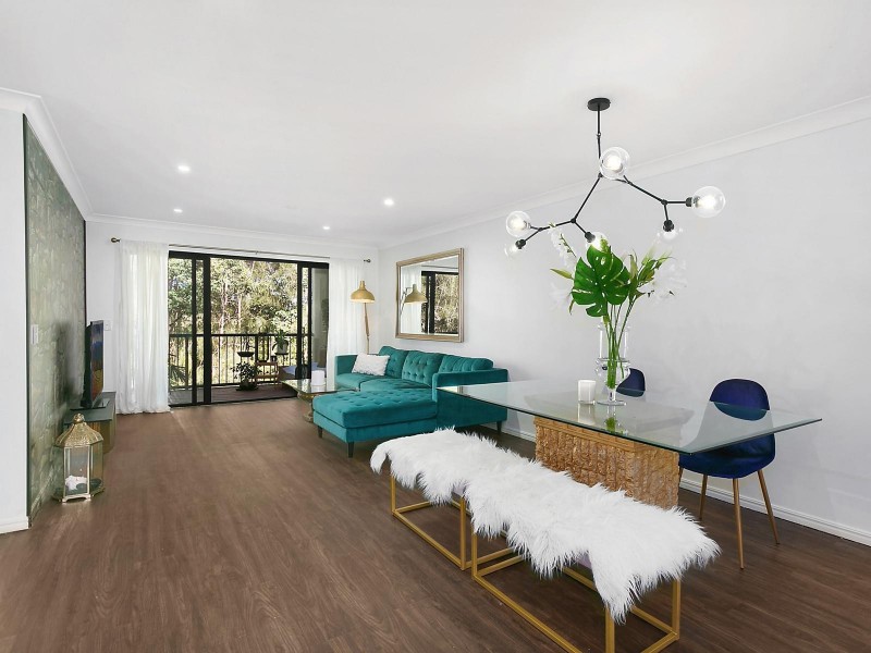 E18/1 Great Hall Drive, Miami QLD 4220