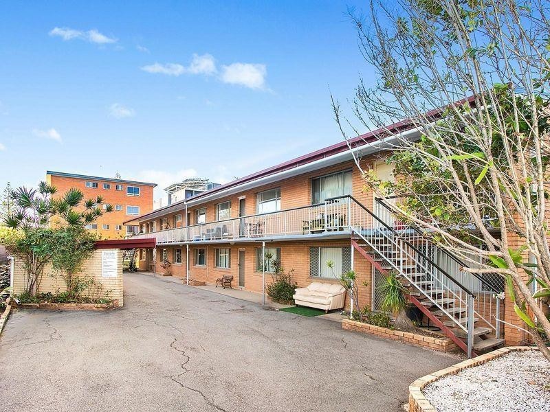 4/1875 Gold Coast Highway, Burleigh Heads QLD 4220