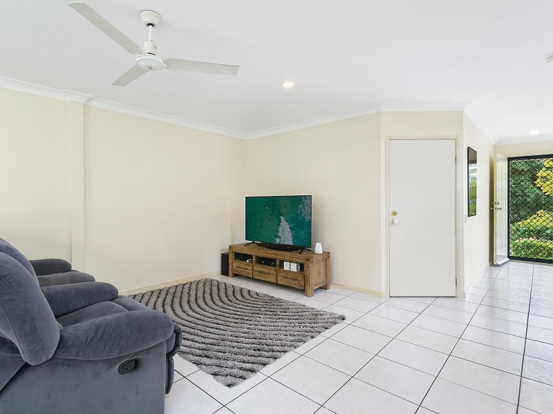 25/1 Hervey Street, Pacific Pines QLD 4211