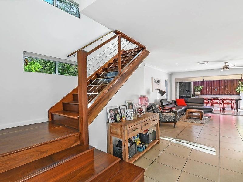 1/84 Falconer Street, Southport QLD 4215