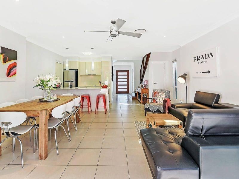 1/84 Falconer Street, Southport QLD 4215