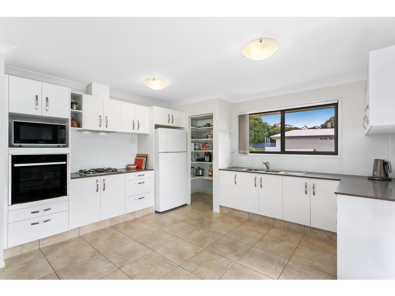 38 North Road, Lower Beechmont QLD 4211