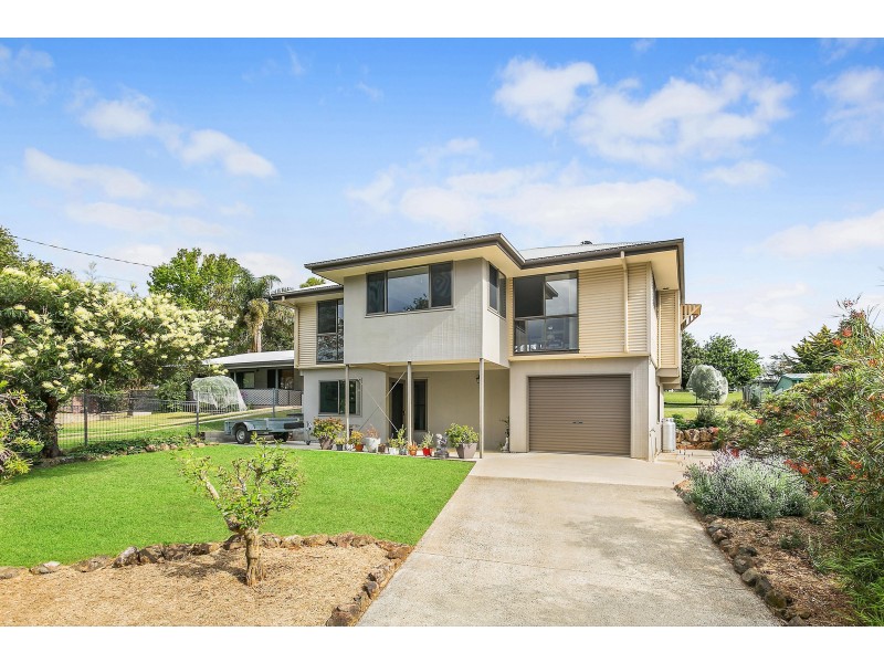 38 North Road, Lower Beechmont QLD 4211