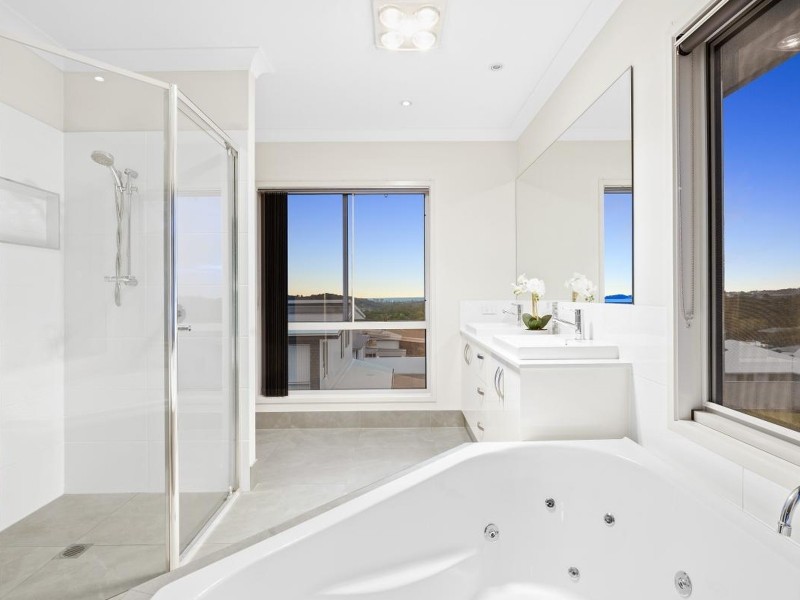 1 Coronata Place, Reedy Creek QLD 4227