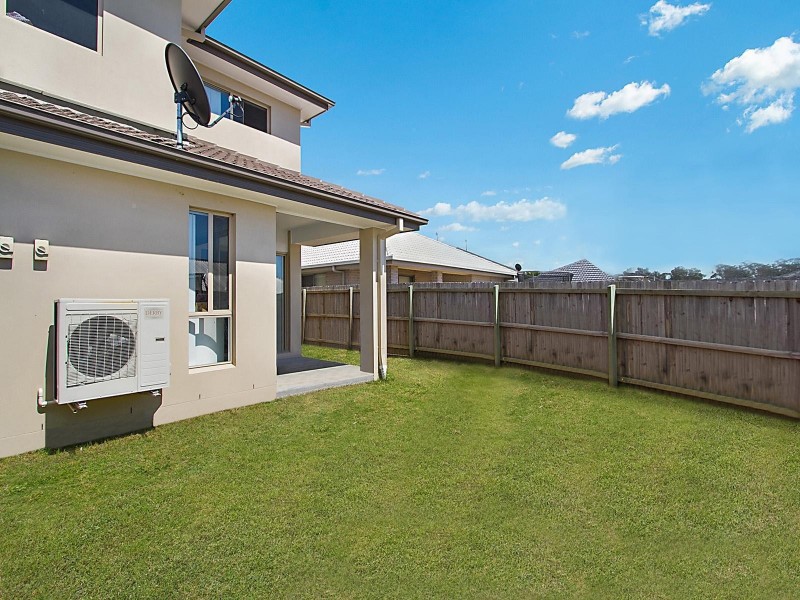 33 Gunther Avenue, Coomera QLD 4209
