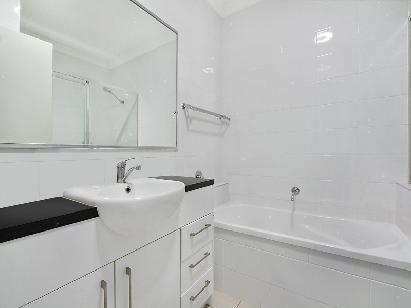 33 Gunther Avenue, Coomera QLD 4209