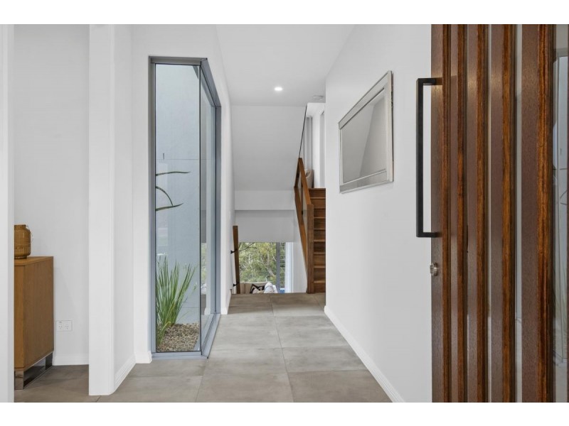 26 Bluebird Lane, Reedy Creek QLD 4227