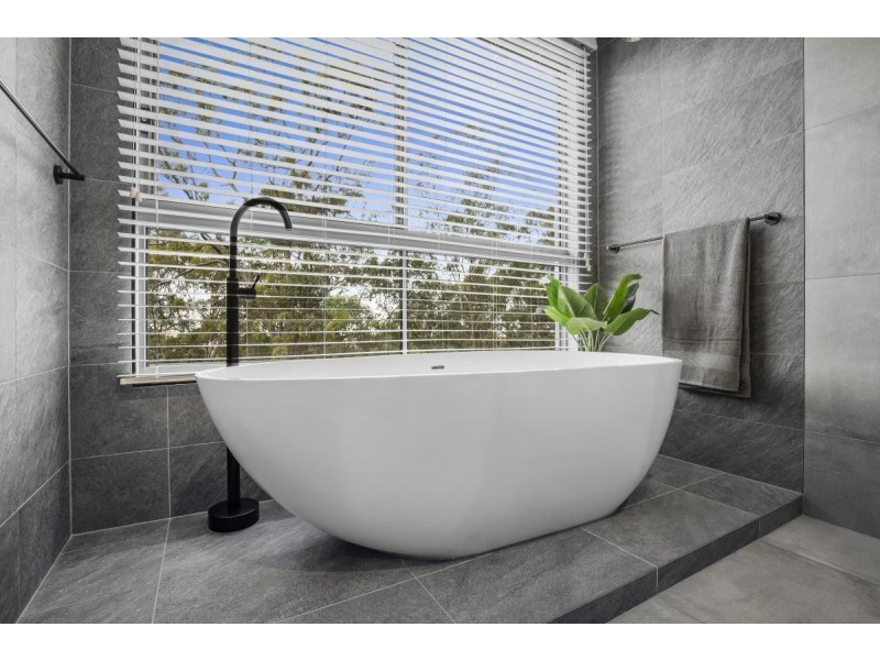 26 Bluebird Lane, Reedy Creek QLD 4227