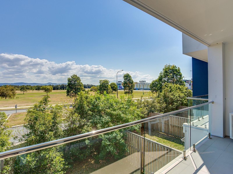 5/1 Mervyn Thomas Drive, Hope Island QLD 4212