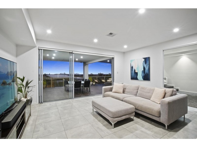 7 Culgoora Crescent, Reedy Creek QLD 4227