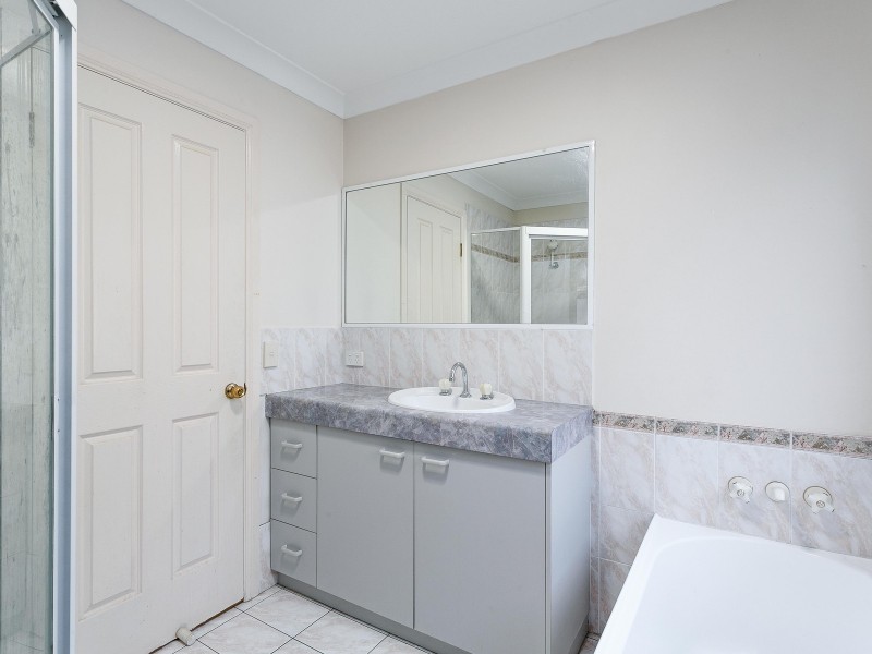 12 Fortuna Place, Parkwood QLD 4214