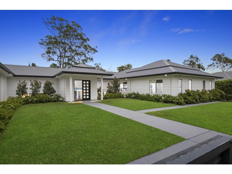 18 Forest Ridge Drive, Bonogin QLD 4213