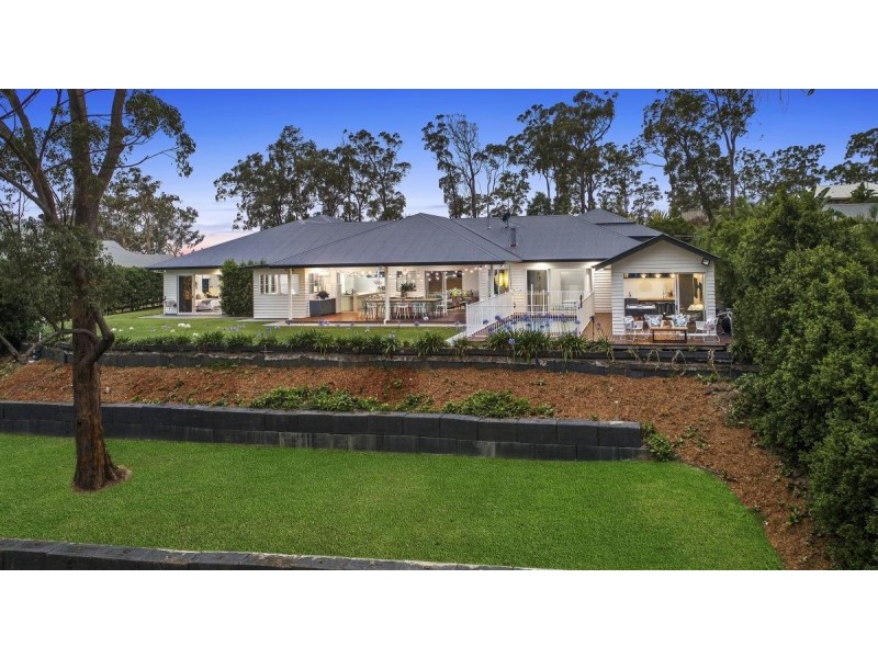 18 Forest Ridge Drive, Bonogin QLD 4213