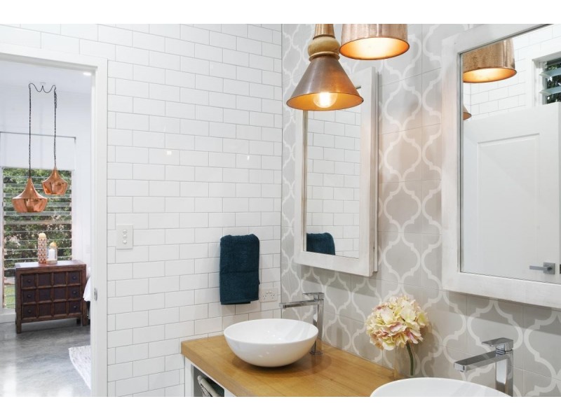 18 Forest Ridge Drive, Bonogin QLD 4213