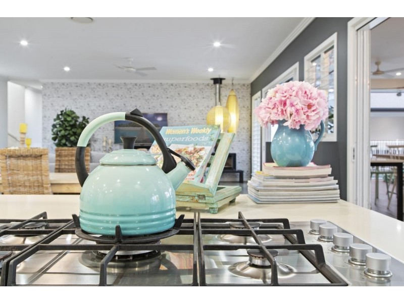 18 Forest Ridge Drive, Bonogin QLD 4213