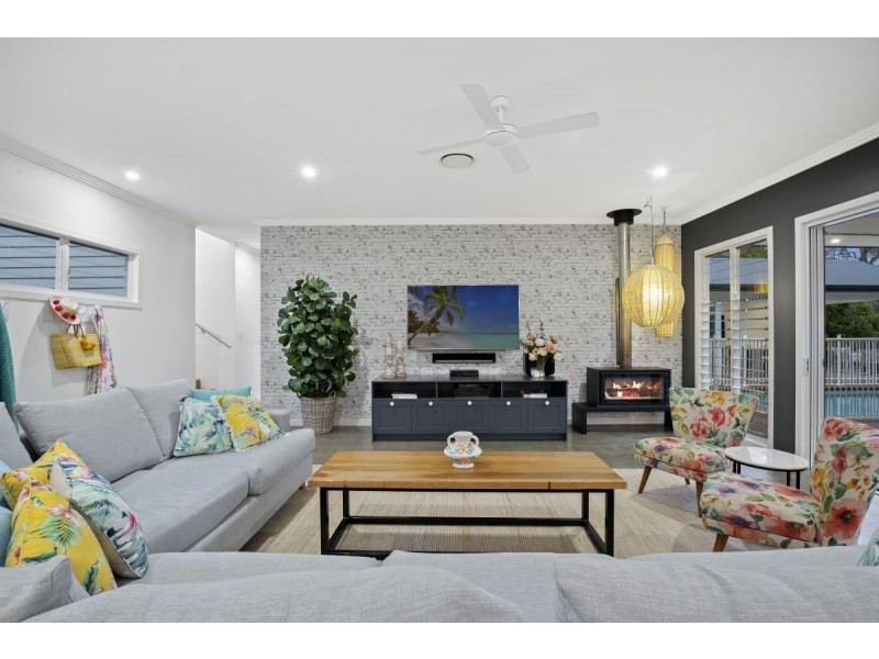 18 Forest Ridge Drive, Bonogin QLD 4213