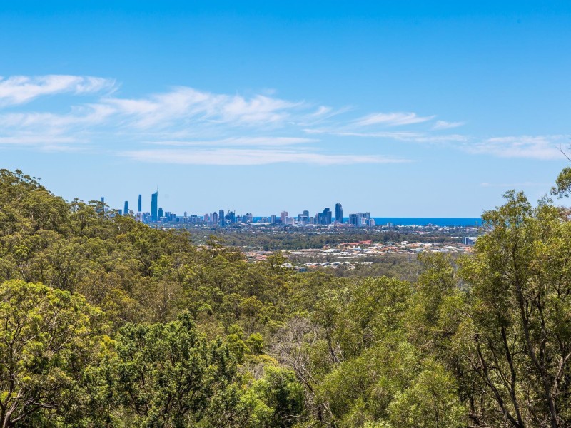 18 Bluebird Lane, Reedy Creek QLD 4227