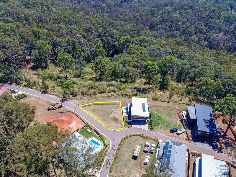 18 Bluebird Lane, Reedy Creek QLD 4227