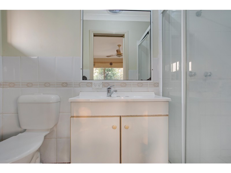 15/2 Koala Town Road, Upper Coomera QLD 4209