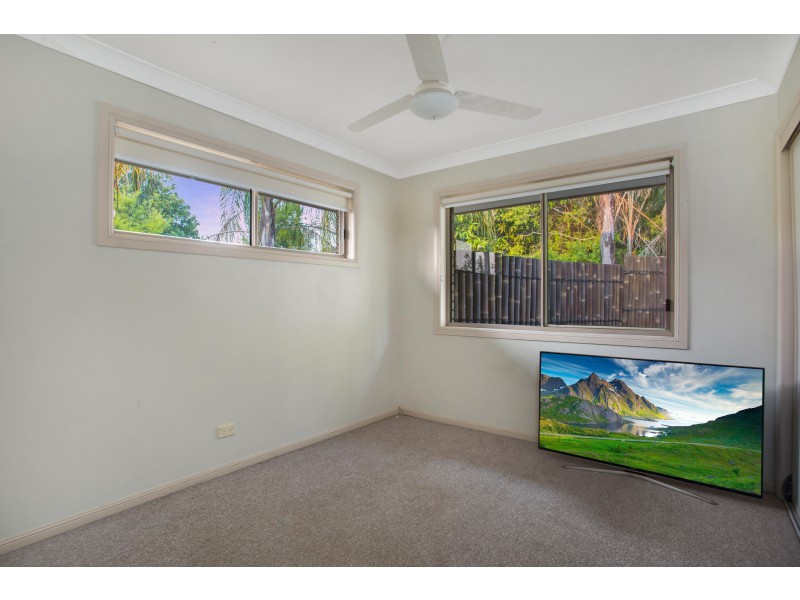 15/2 Koala Town Road, Upper Coomera QLD 4209
