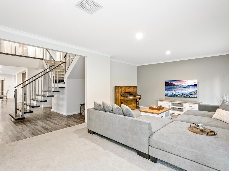 2 Ellida Lane, Coomera Waters QLD 4209