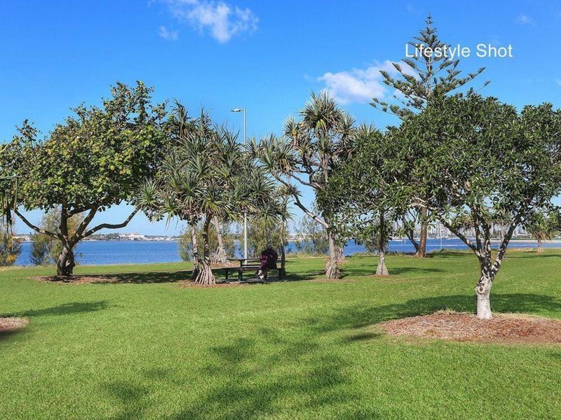 3 First Avenue, Labrador QLD 4215