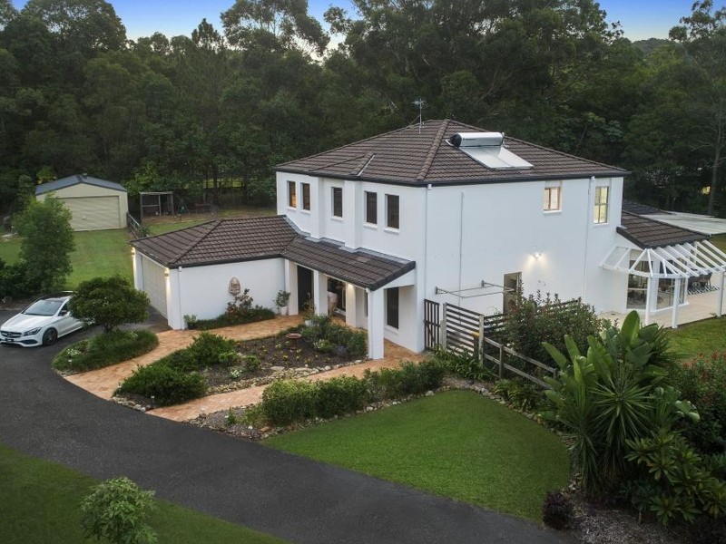 35 Country Crescent, Nerang QLD 4211