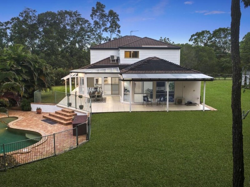35 Country Crescent, Nerang QLD 4211