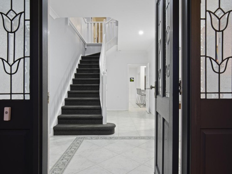 35 Country Crescent, Nerang QLD 4211