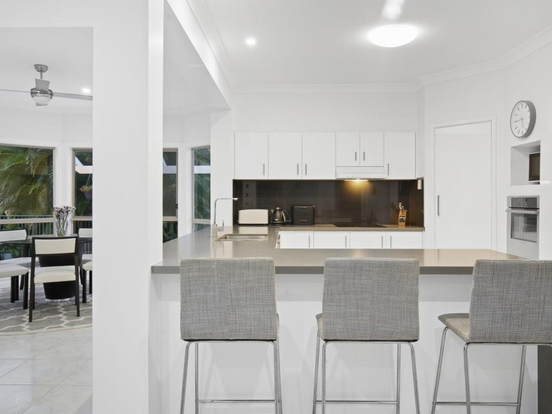 35 Country Crescent, Nerang QLD 4211