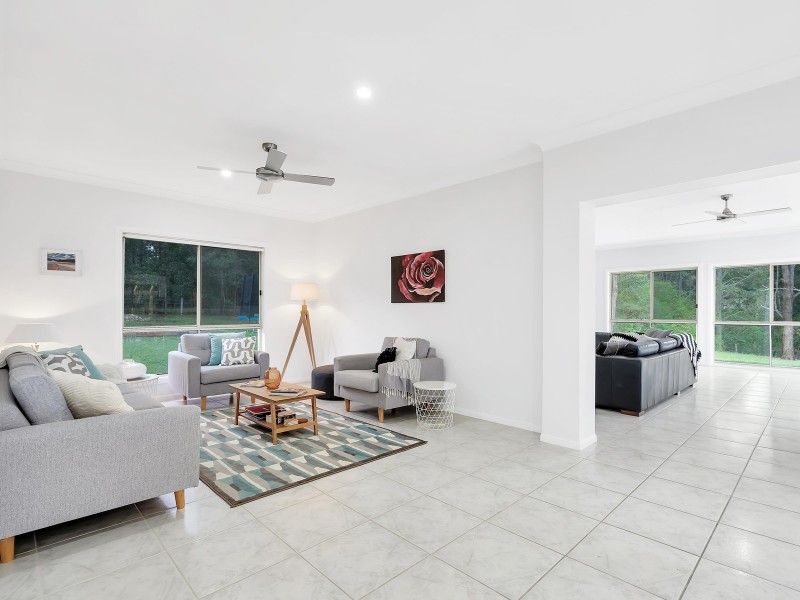 35 Country Crescent, Nerang QLD 4211