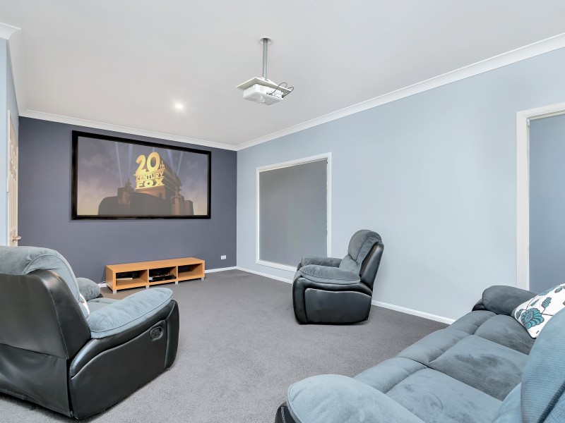 35 Country Crescent, Nerang QLD 4211