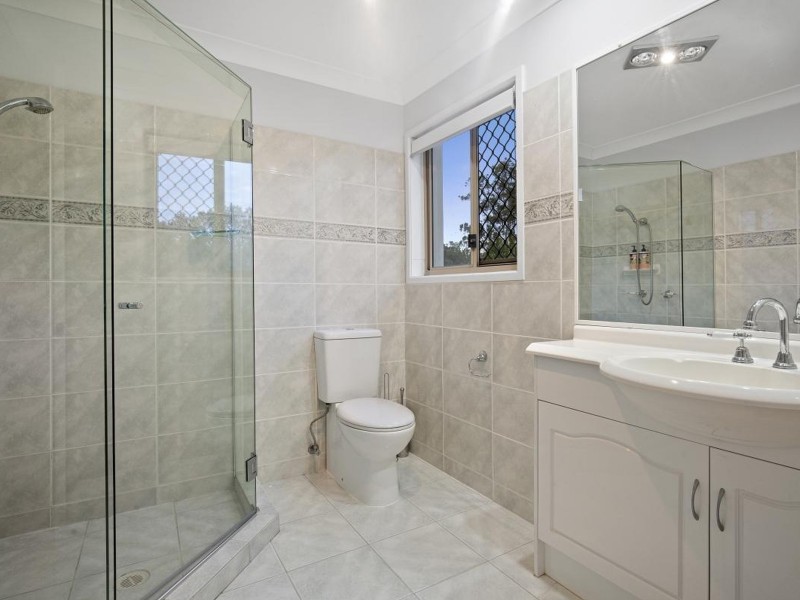 35 Country Crescent, Nerang QLD 4211