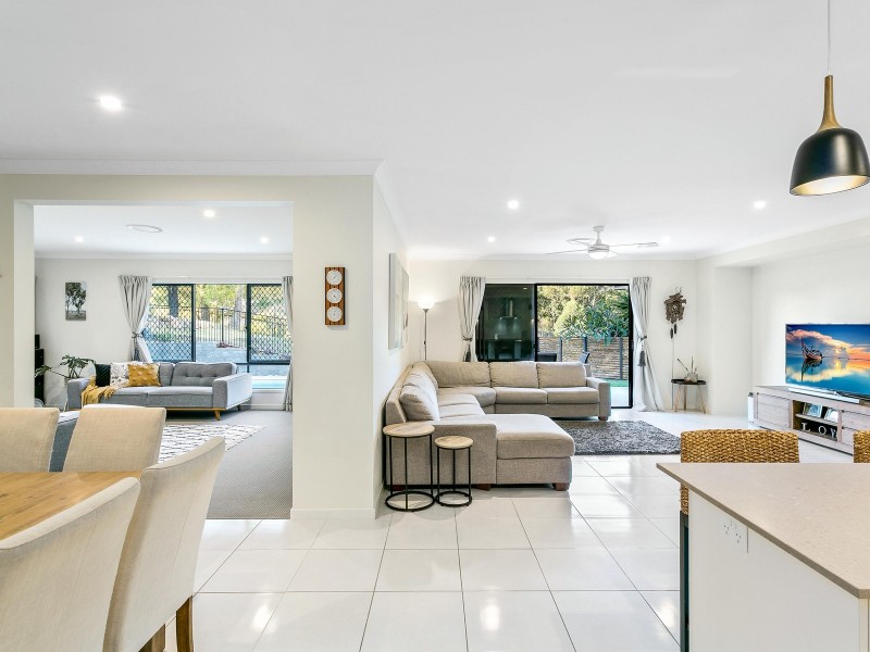 71 Nathanvale Drive, Mount Nathan QLD 4211