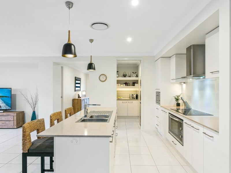 71 Nathanvale Drive, Mount Nathan QLD 4211