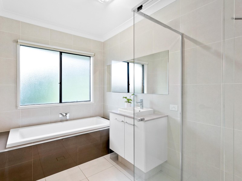 71 Nathanvale Drive, Mount Nathan QLD 4211