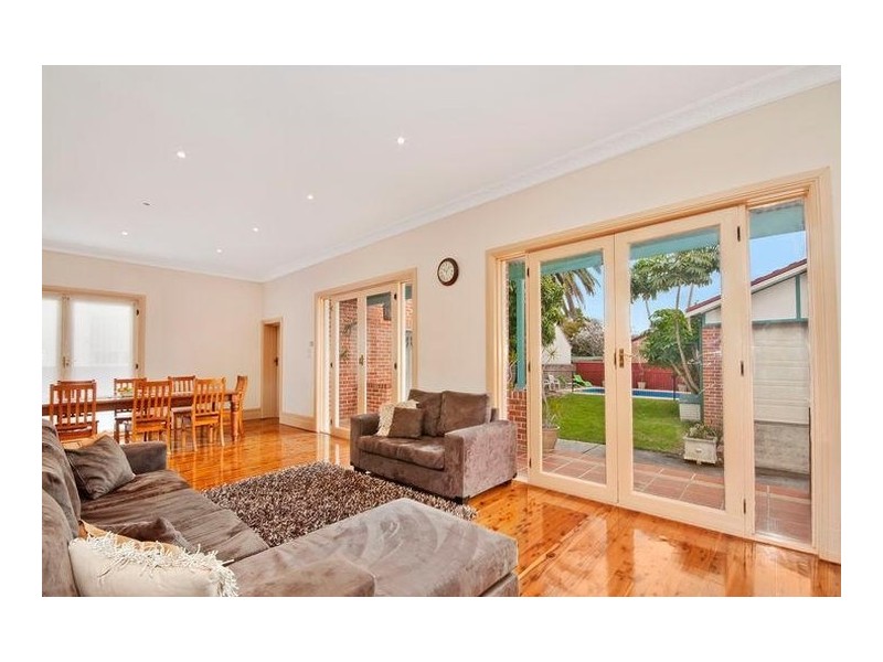 13 Lenthall Street, Kensington NSW 2033