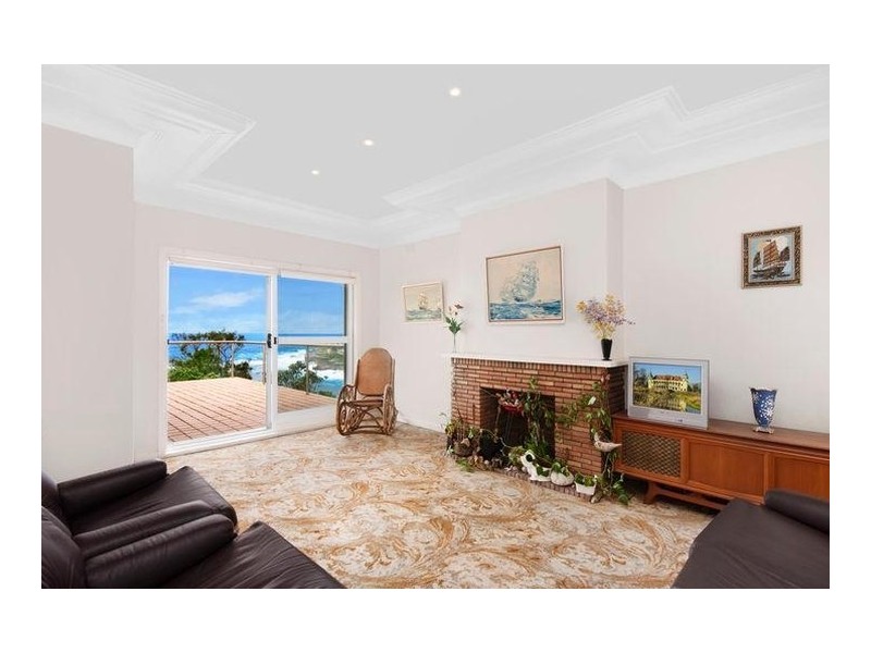 1a Mermaid Avenue, Maroubra NSW 2035