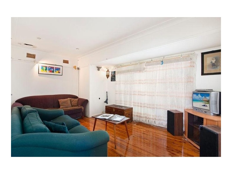 8 Binda Crescent, Little Bay NSW 2036