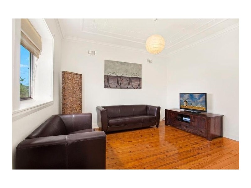10 Trevelyan Street, Botany NSW 2019